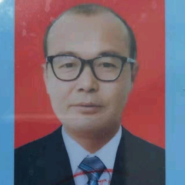 育才金龙补习学校（原志鸿学校）苟校长