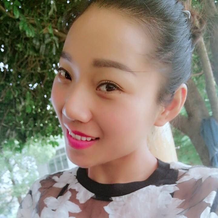 莎莎（晶小朵）