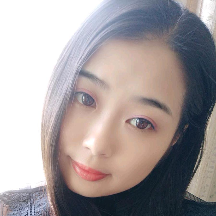 收各类废纸的老阿姨