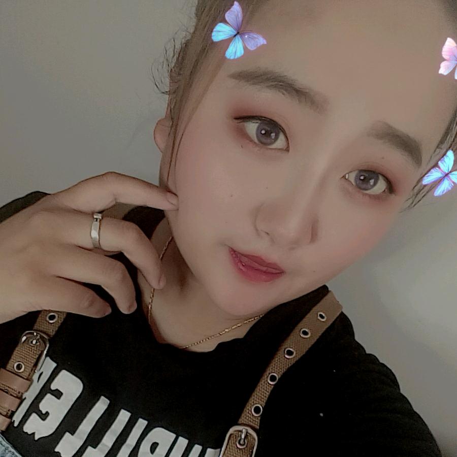 新月的朋友圈