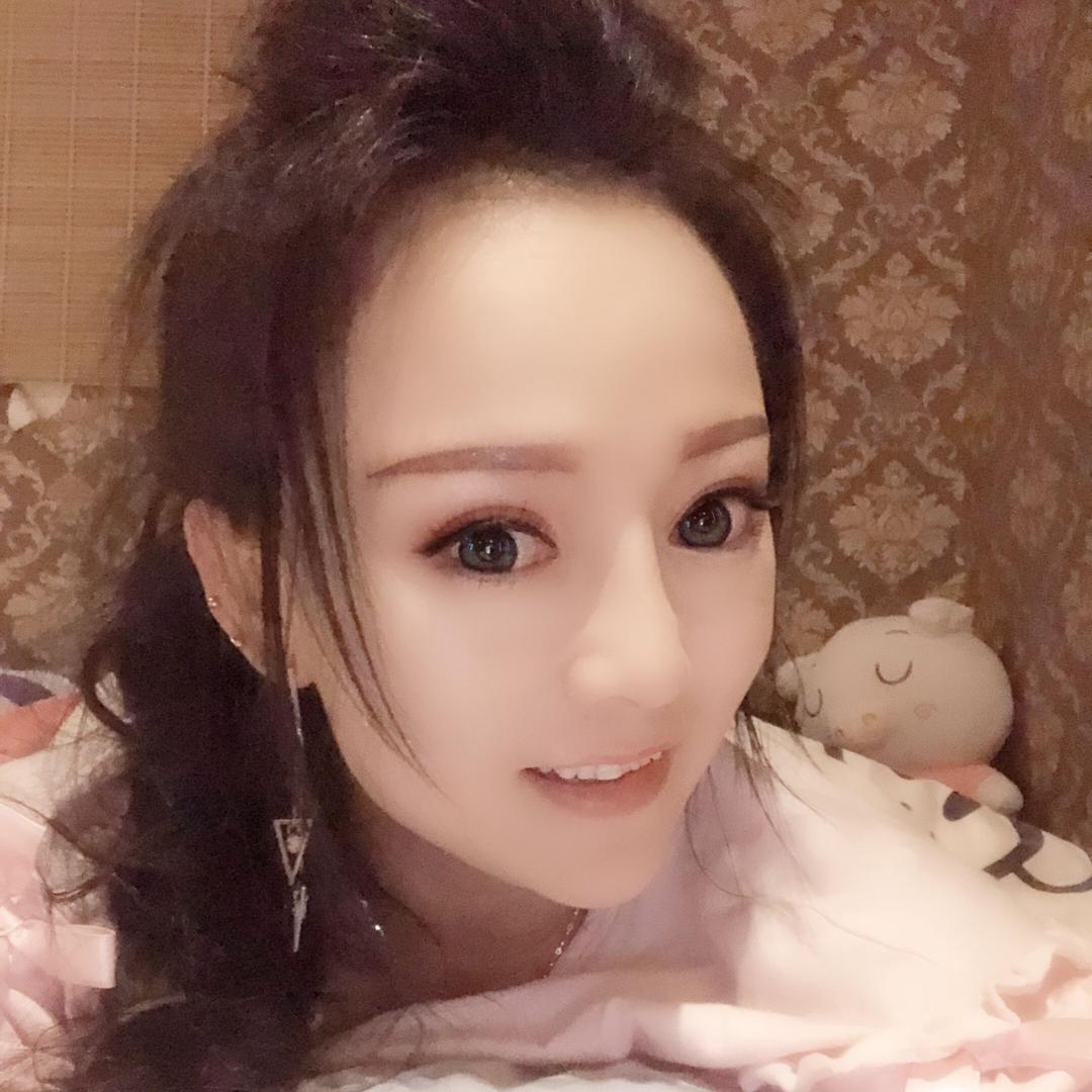 ༗࿆࿐ོ༄ 月亮宝宝༄ ࿆