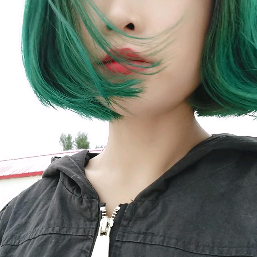爱喝酒的王亚男