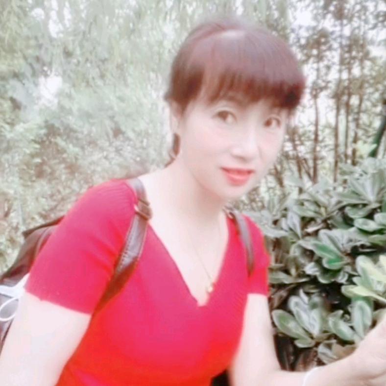 婵娟爱跳舞