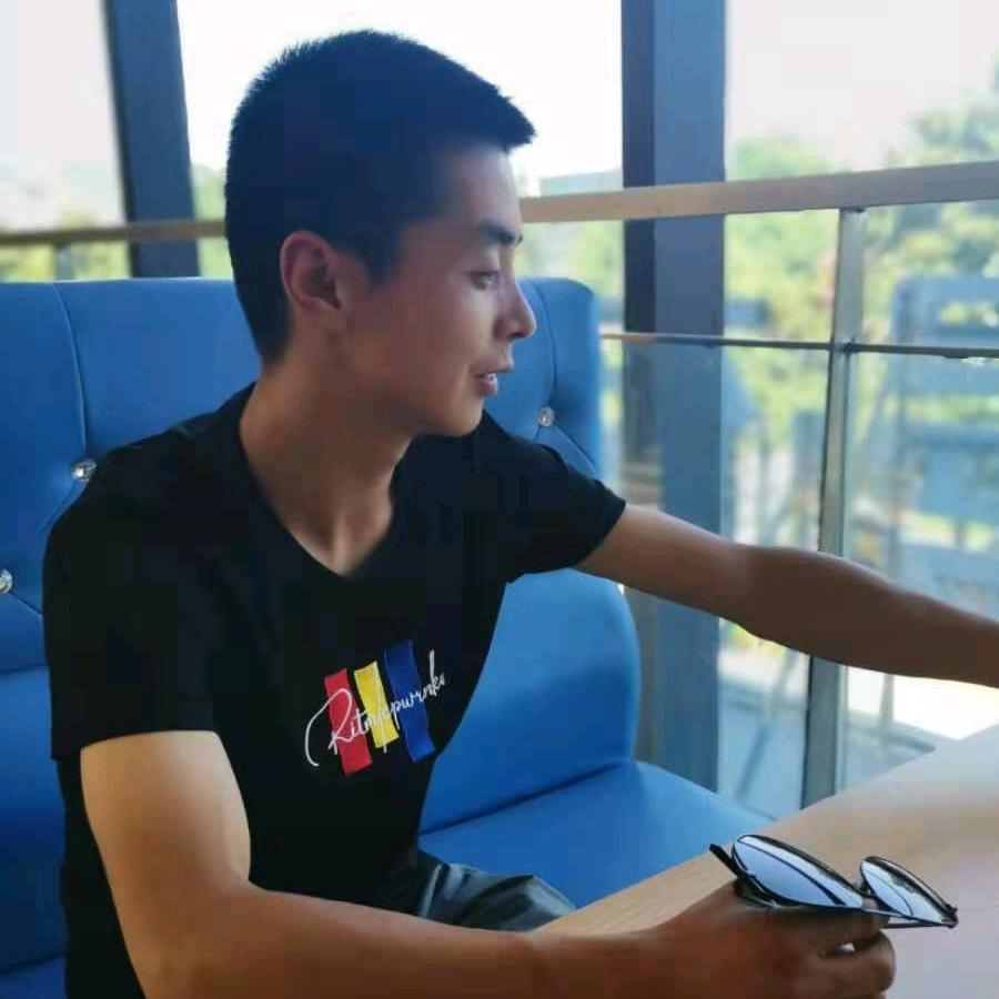 龙威水果零售店