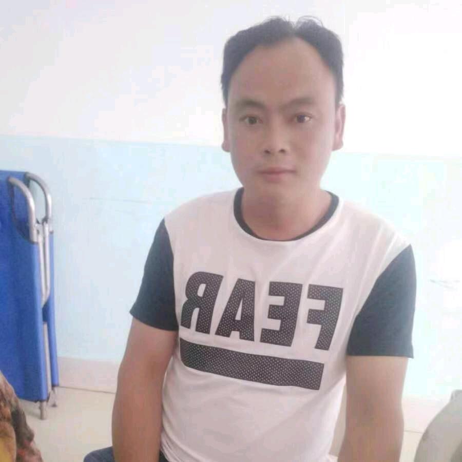 李忠