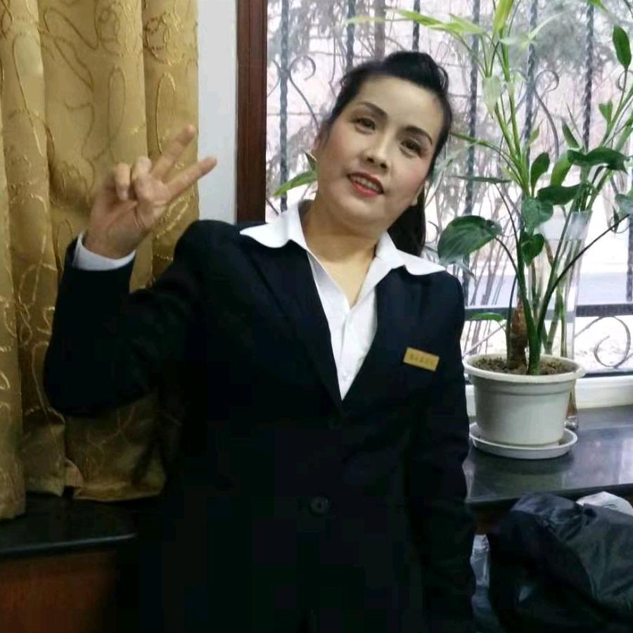 梅玲