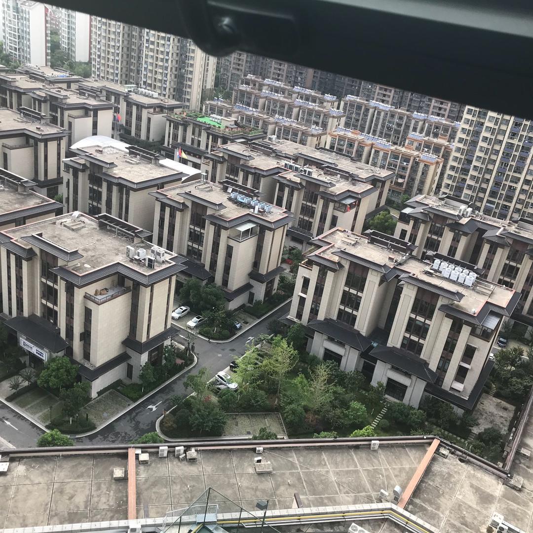 华仔，承接装饰装修工程·整装：拎包入住：