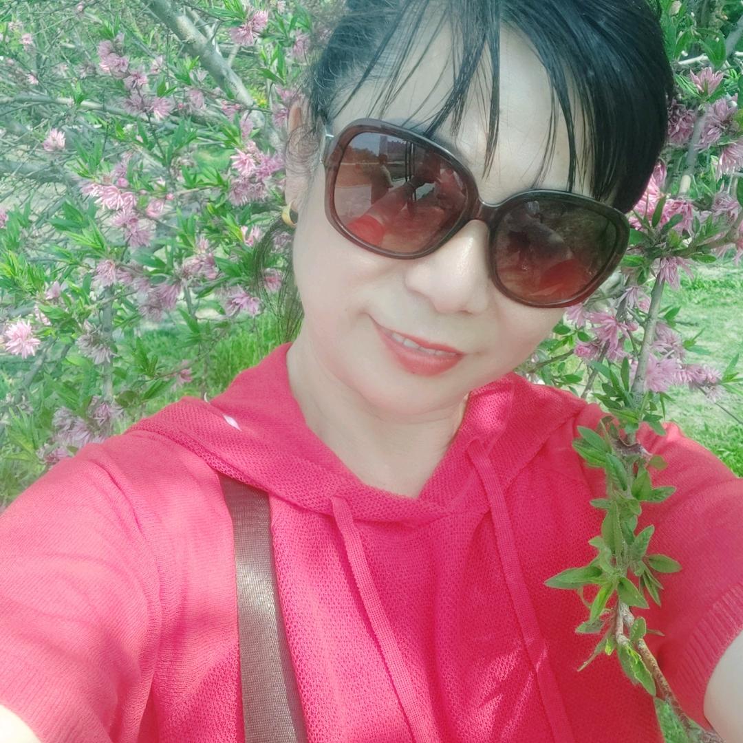 万紫千红白老五餐饮一条龙