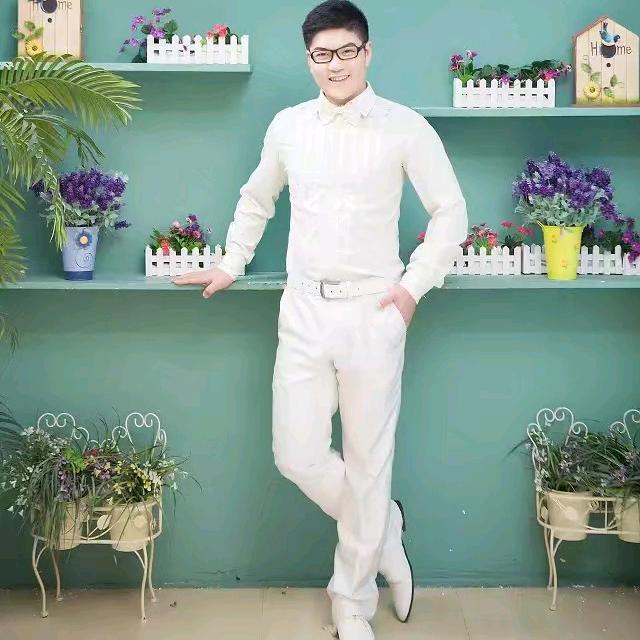 爱玩的小胖