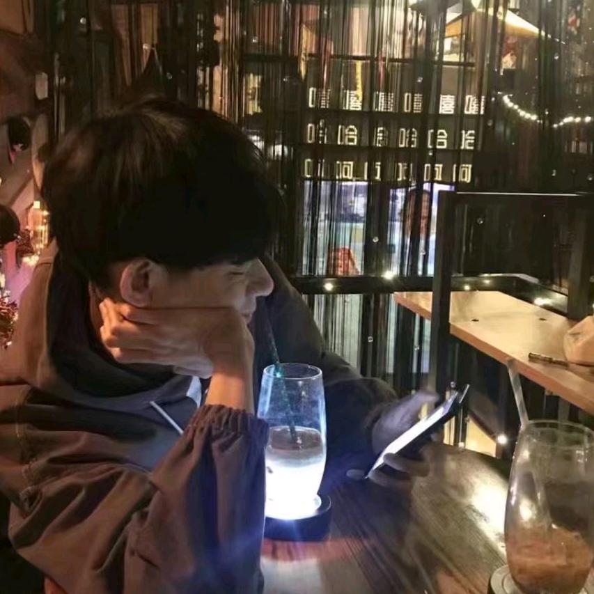 快乐的一个小胖子