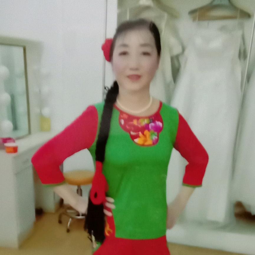 邱峻屹奶奶