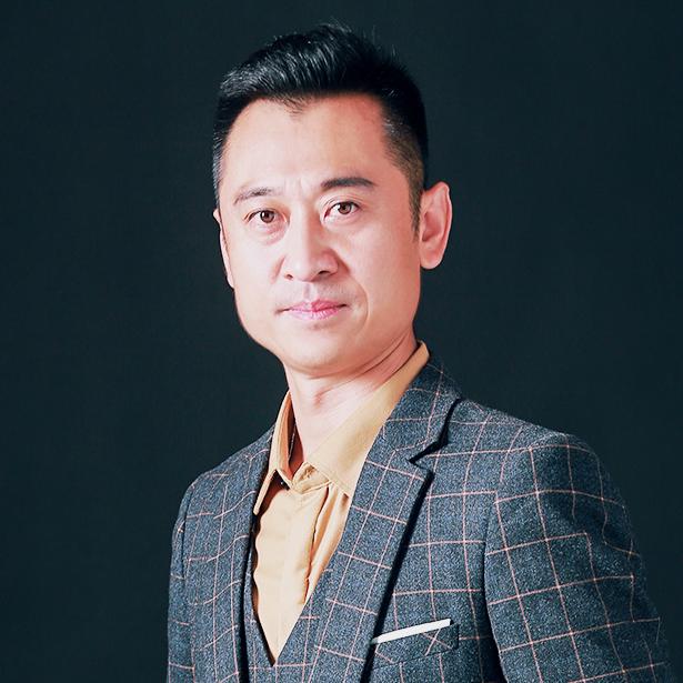 美人尖大叔