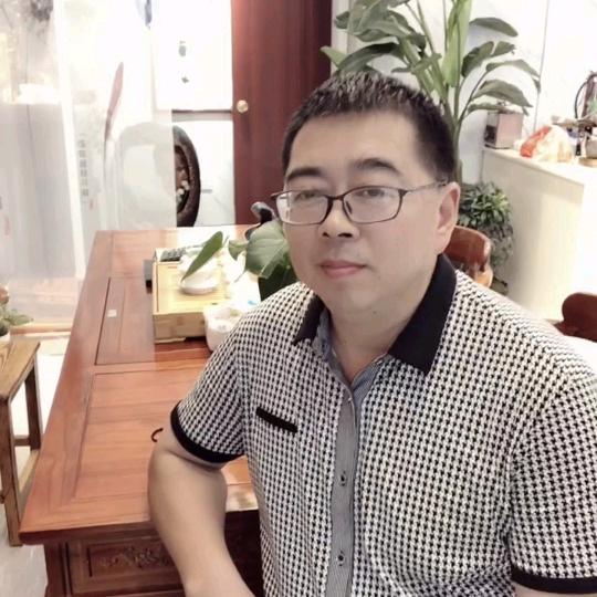 蒋玉龙
