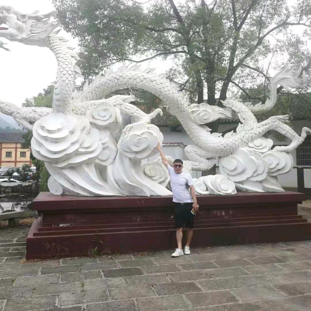 夏日晨风