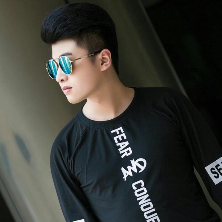 傲天，【行走荷尔蒙】