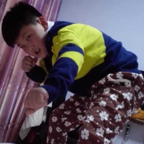 港头贵族宝贝童装店