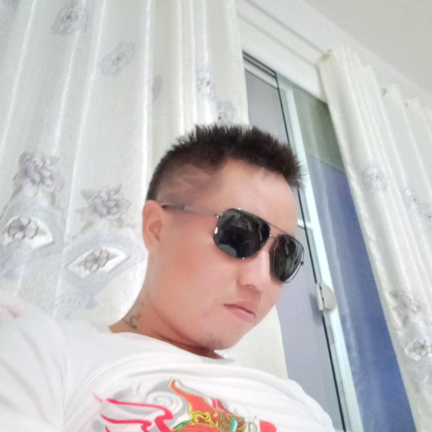 本想青灯归佛门奈何少妇太迷人？