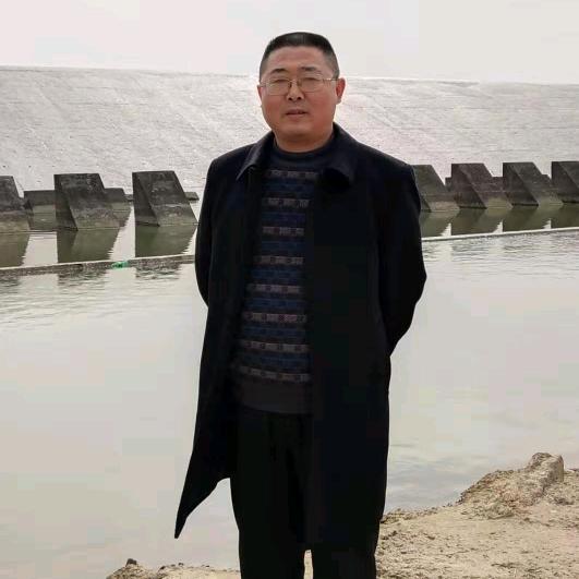 鲍赢……足球⚽篮球🏀