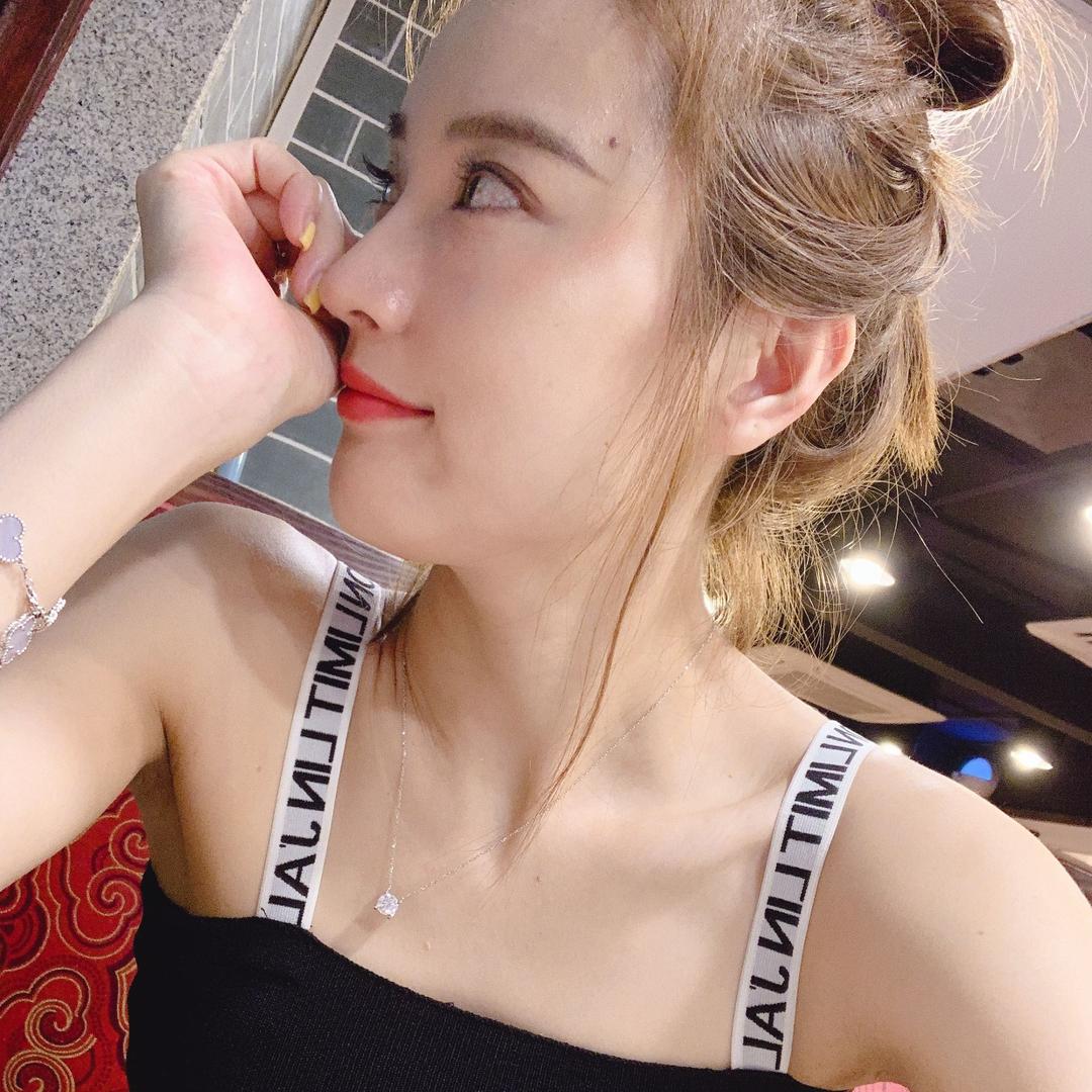 李鸽子