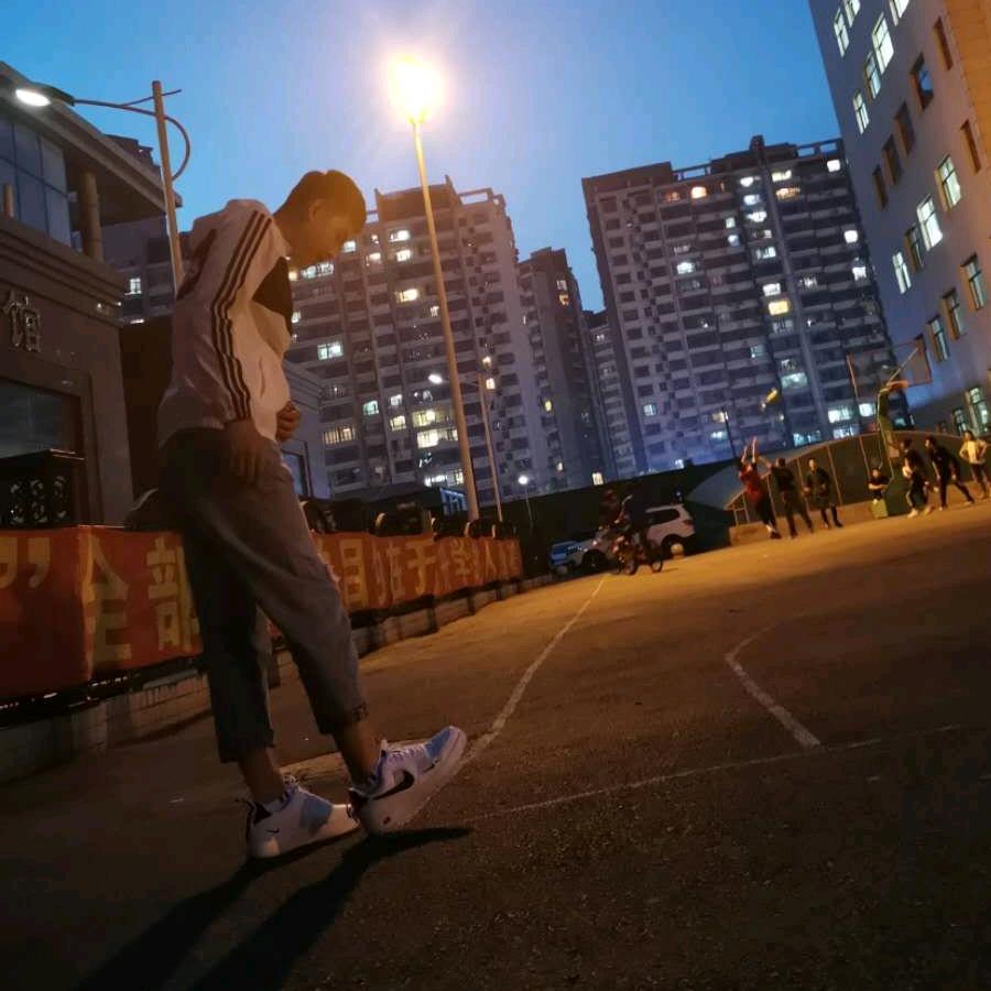 @利阿利