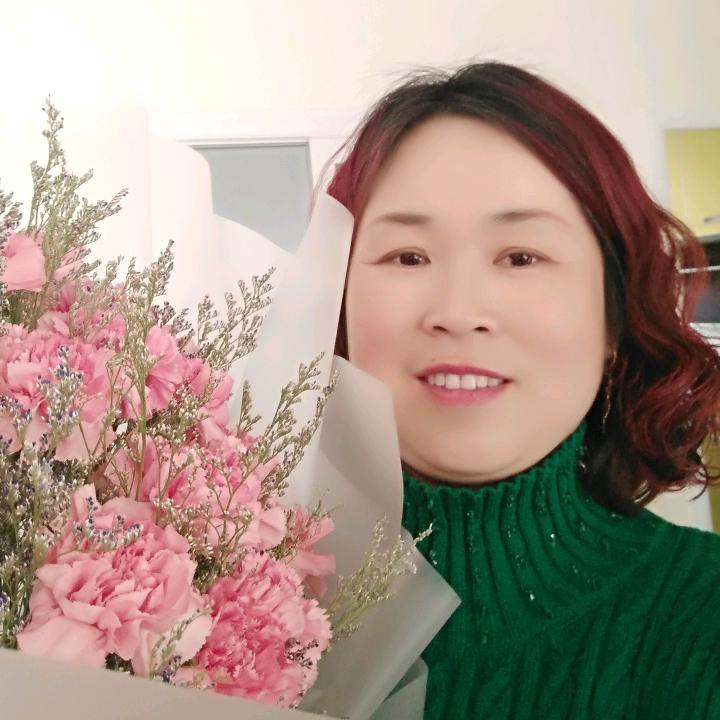 杨彩霞