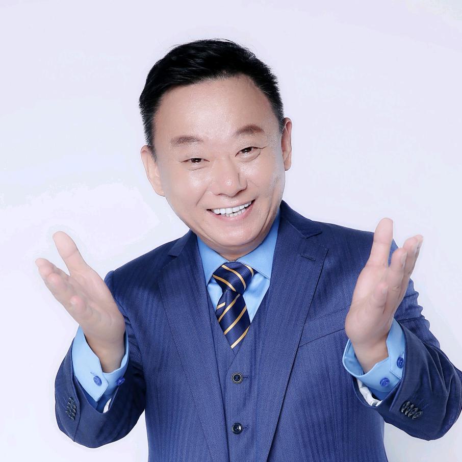 演员邵峰