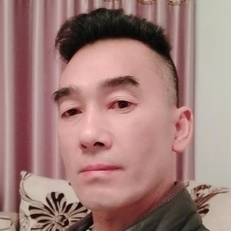 川哥巜商品在橱窗》