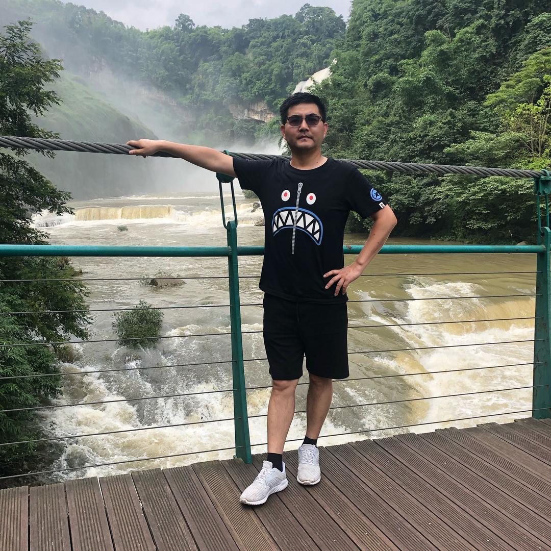 淇淇王