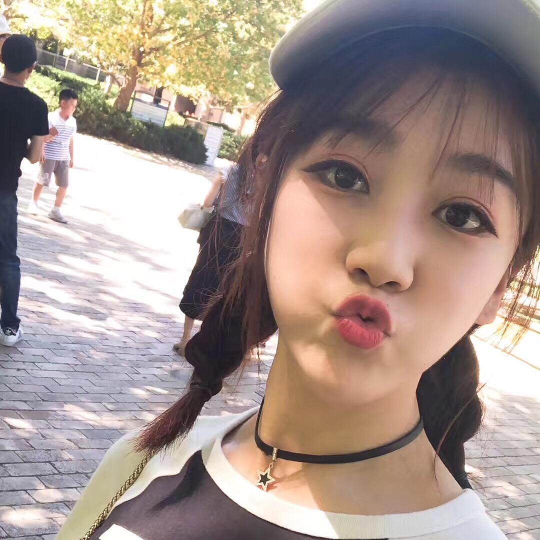小栗子Michelle
