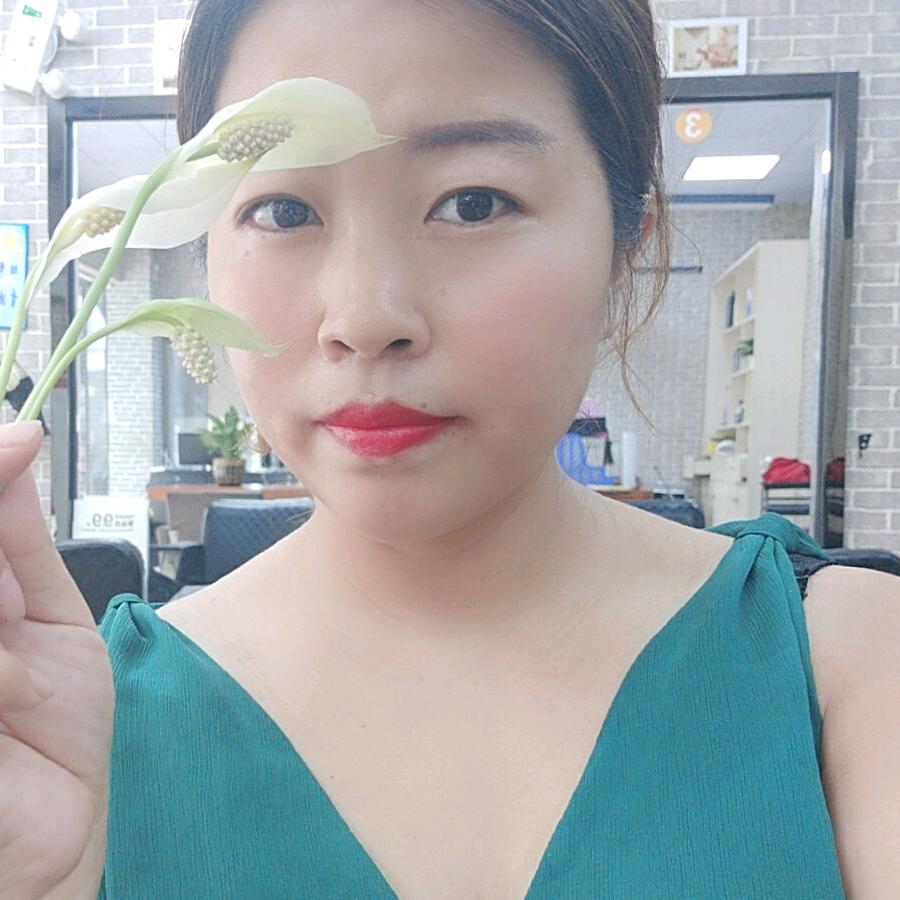 AY     美发沙龙