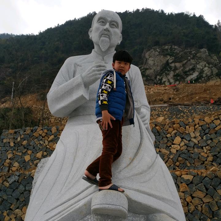 彬哥(❤ε❤)☞请勿连赞☜