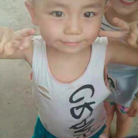 悦萌瑨宇