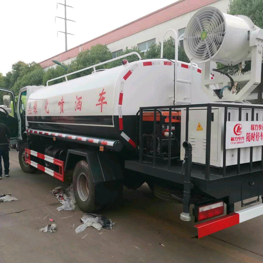 自由飞翔