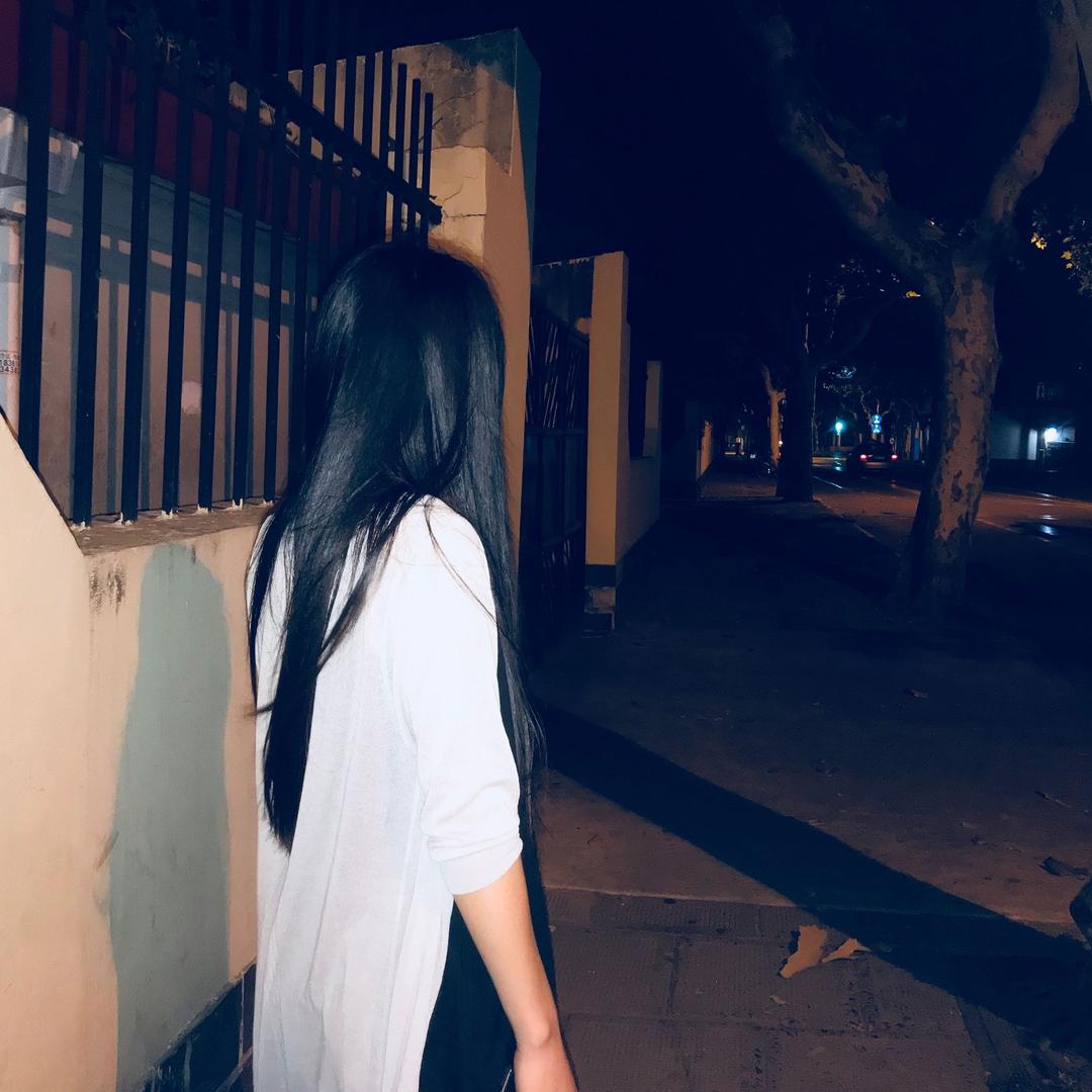 是花花呀