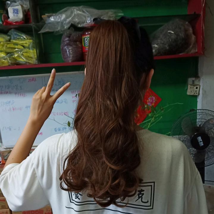嗯