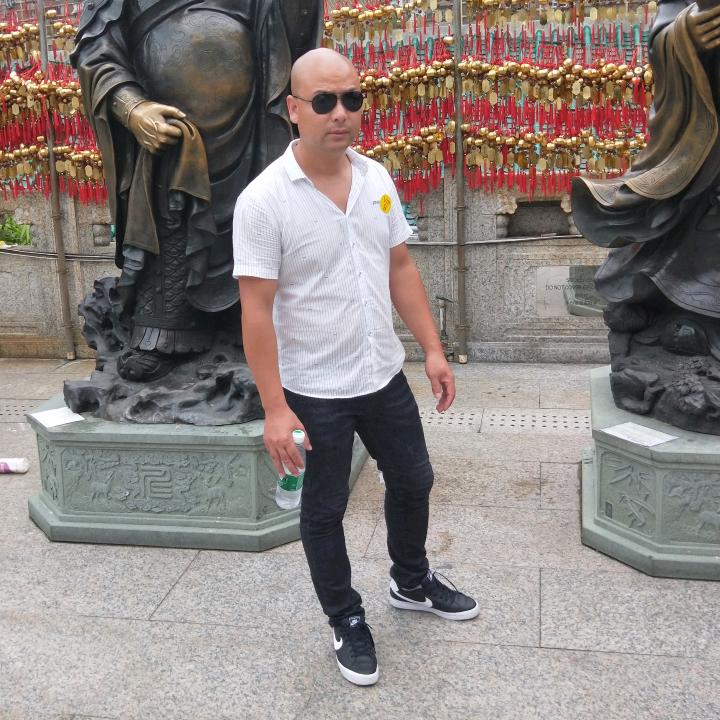 全屋定制工厂张志友