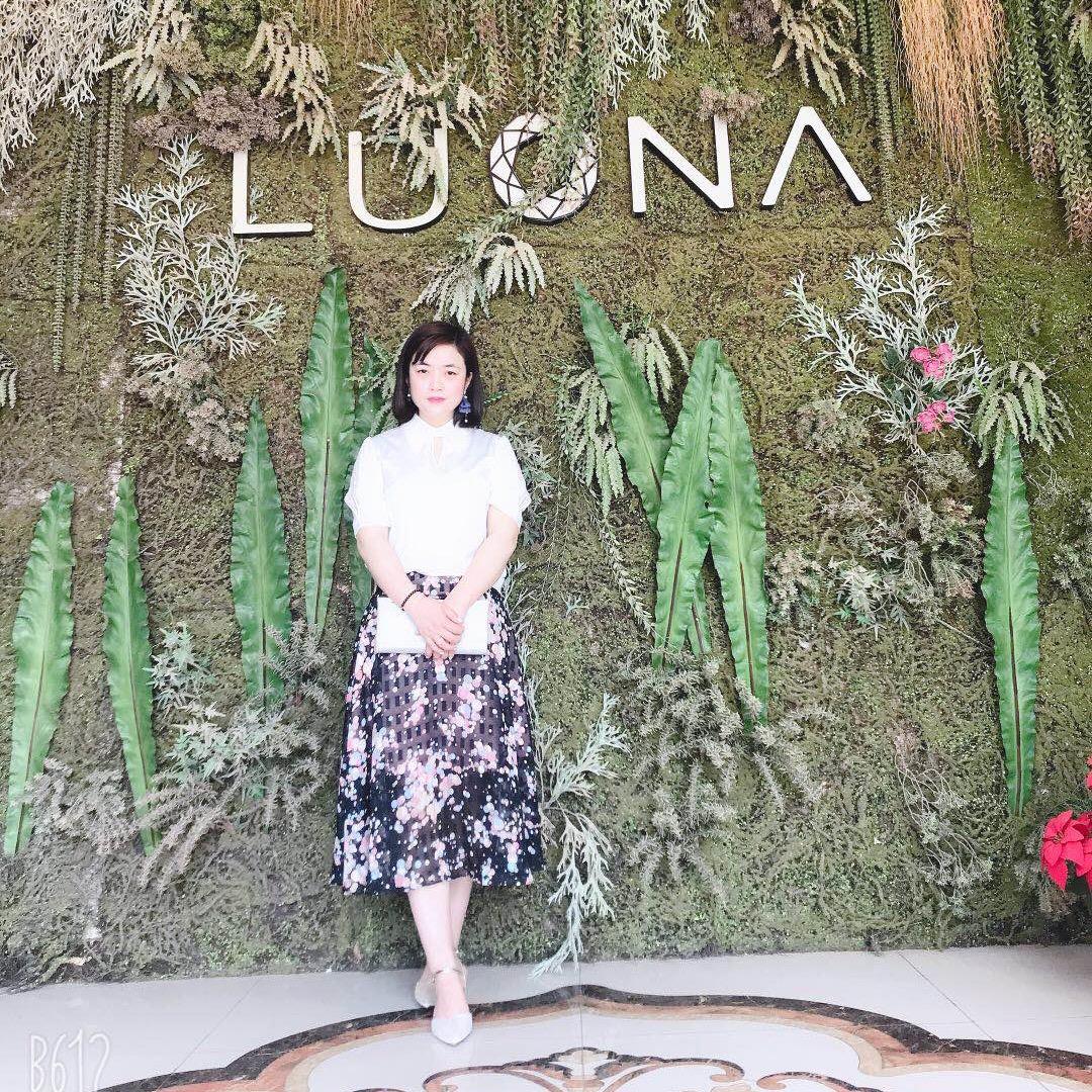 鄂州银泰百货婉绎女装