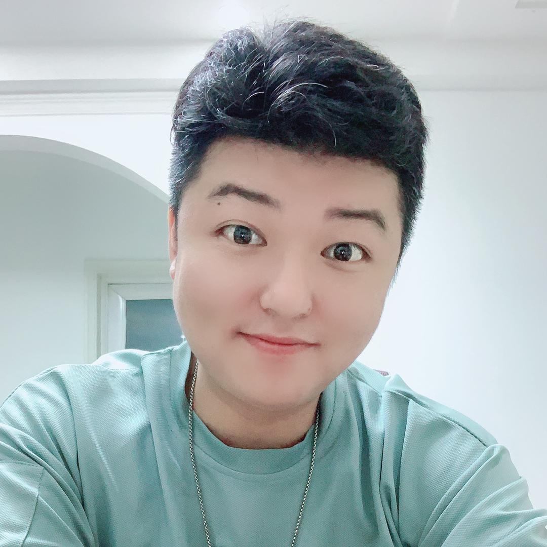 楠哥mz