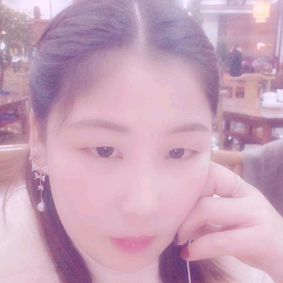 @꧁꫞꯭专情又任性꫞꧂