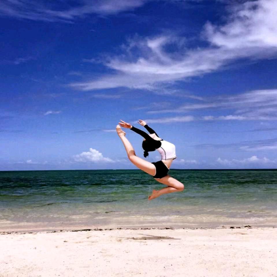 红舞鞋晶晶🧚‍♀️