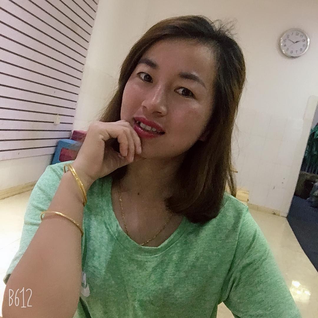 西畴鸡街车站旁明艳烧烤