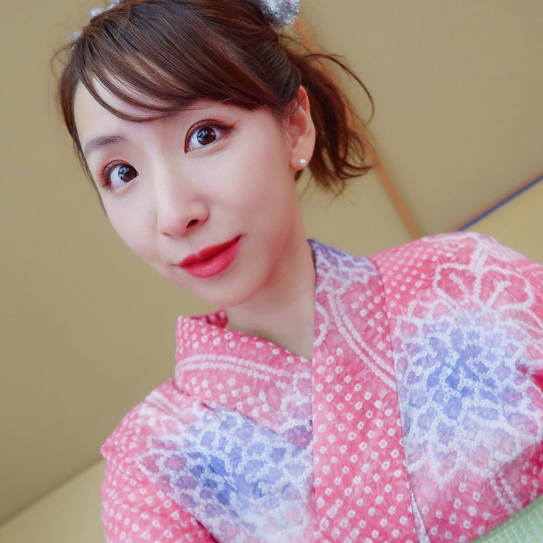 日本女生小雪kawaii