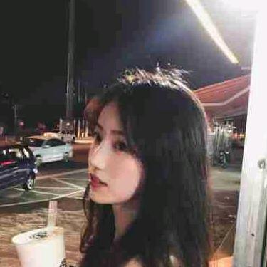 茜茜（求关注吖）