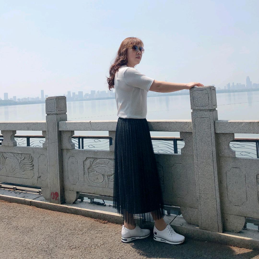 月月
