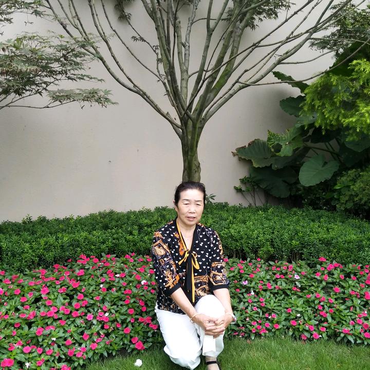 唐加玉