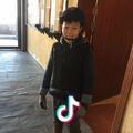 陈鋆
