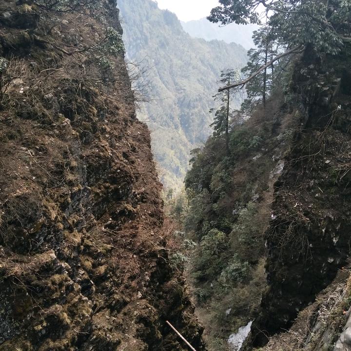 一人一车闯天下