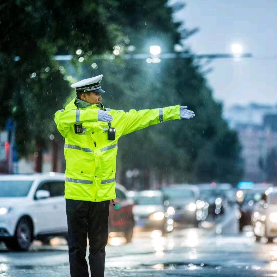 呼伦贝尔交警支队