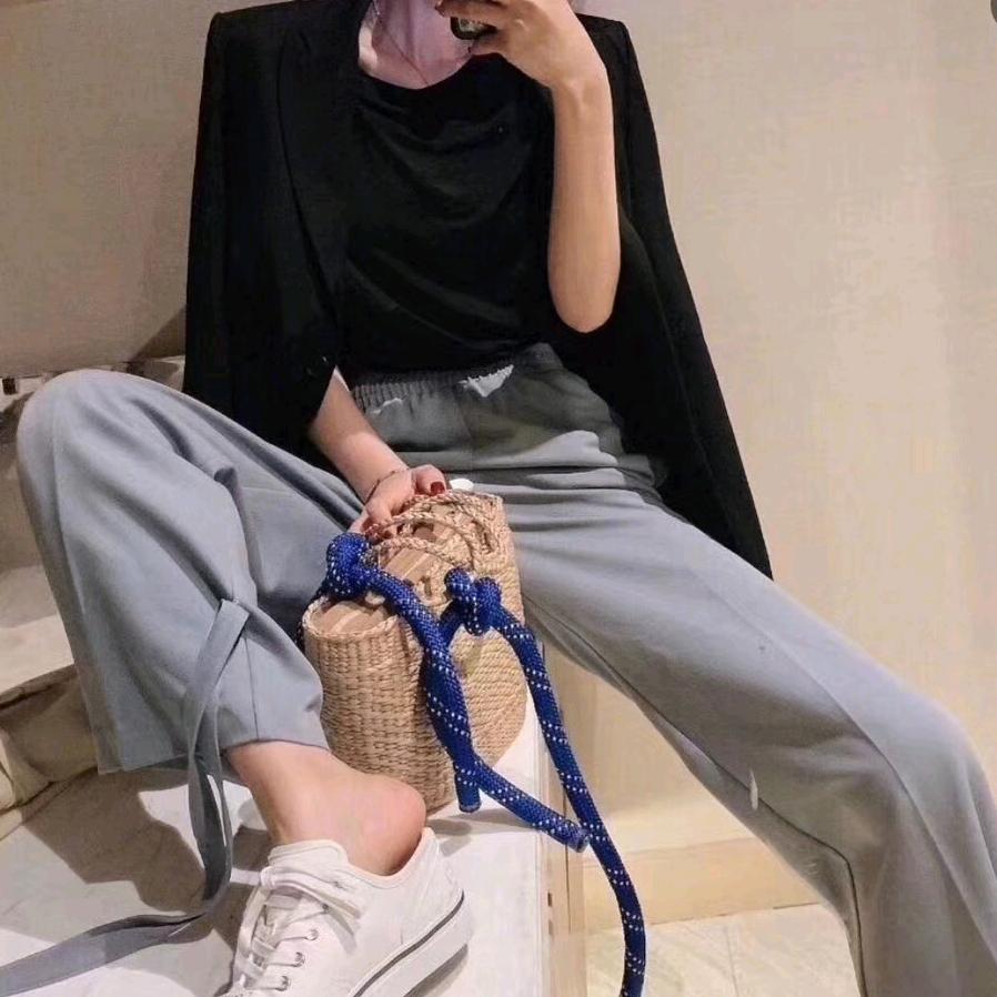 涵依
