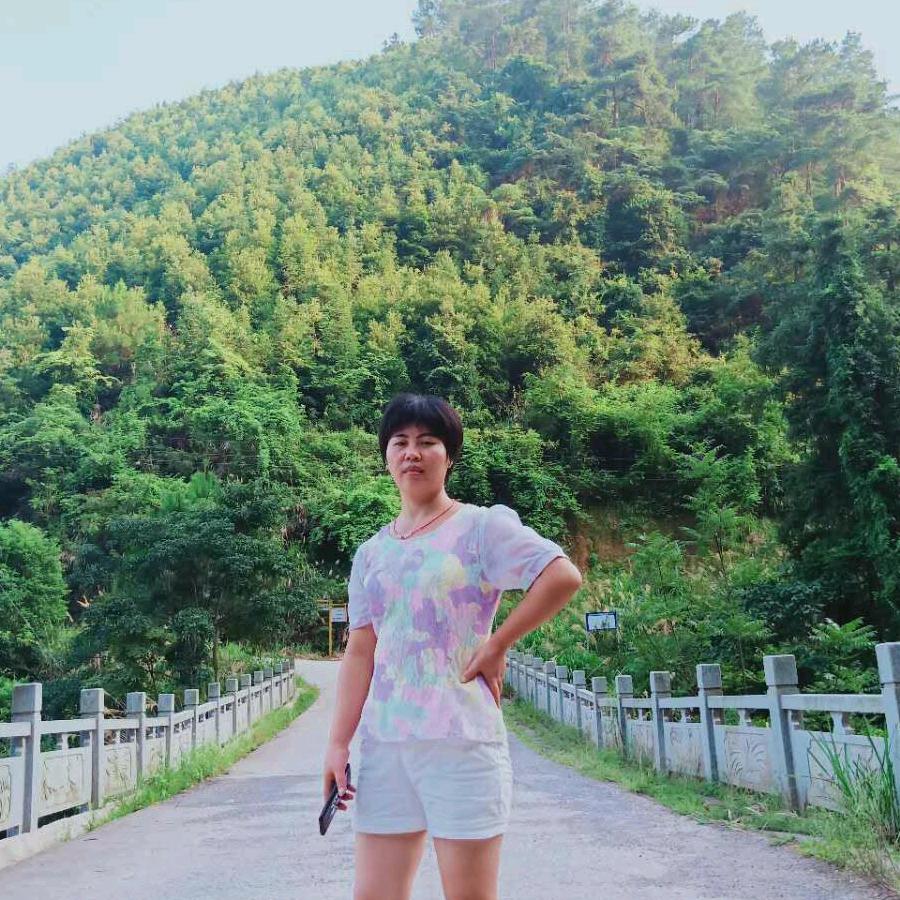 艳艳